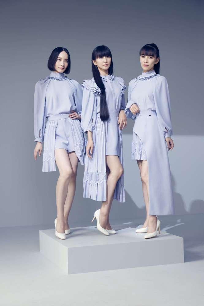 プチローブノアー イヤリング Perfume closet かしゆかご購入前に